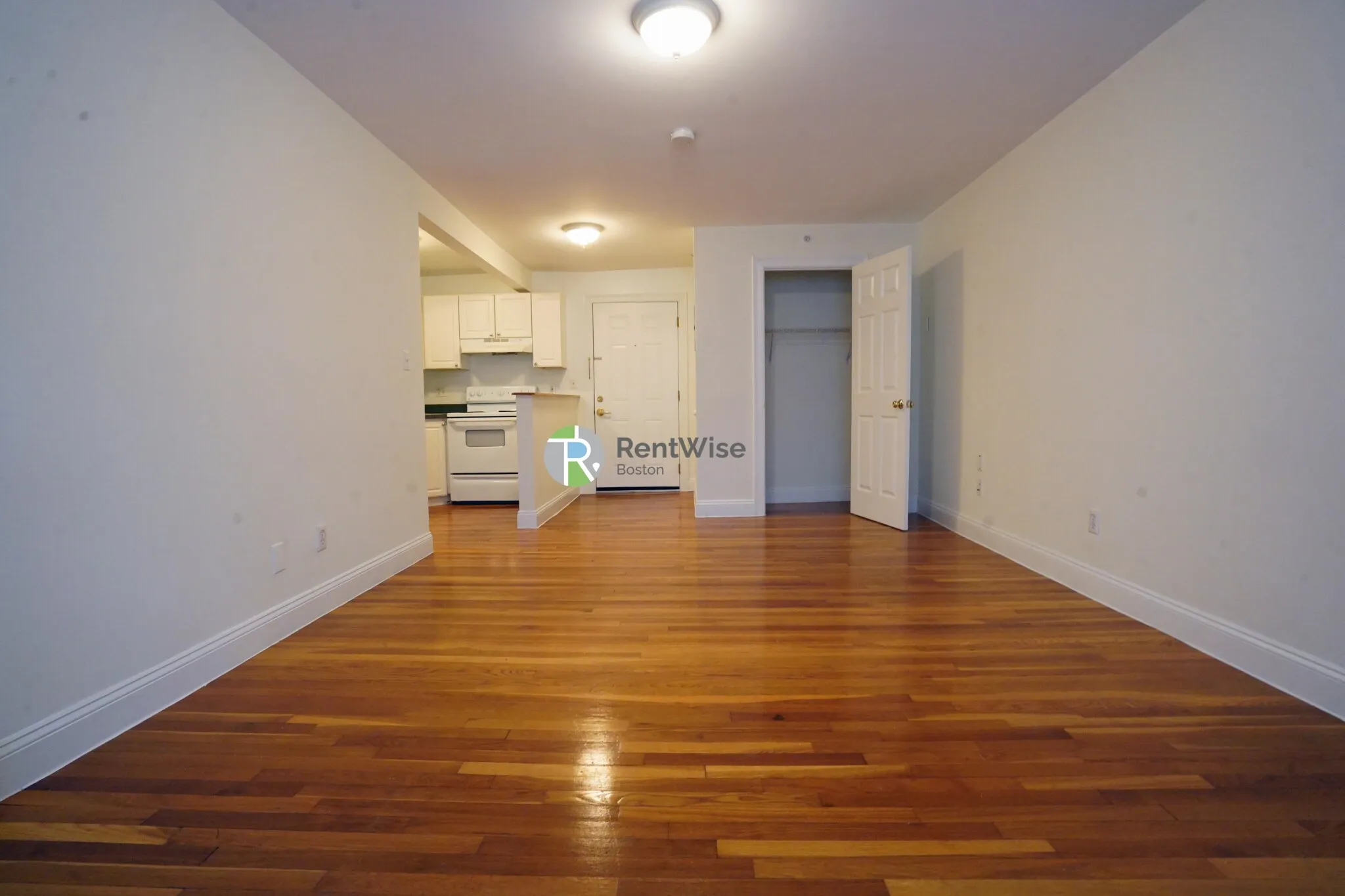 1 bed, 1 bath apartment for rent at 8 Griggs St Unit 7, Brighton — photo 2 of 23