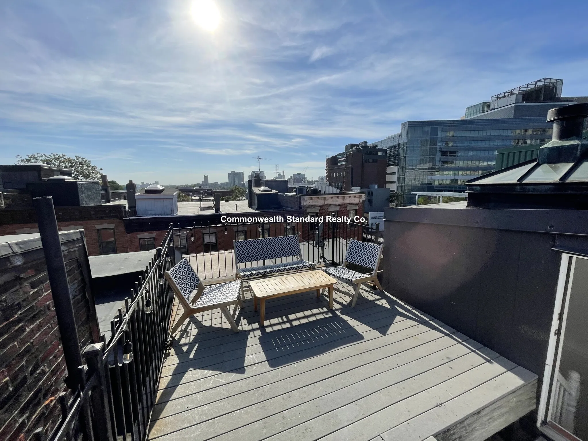 2 bed, 1 bath apartment for rent at 8 Grove St Unit 4, Beacon Hill — photo 20 of 23