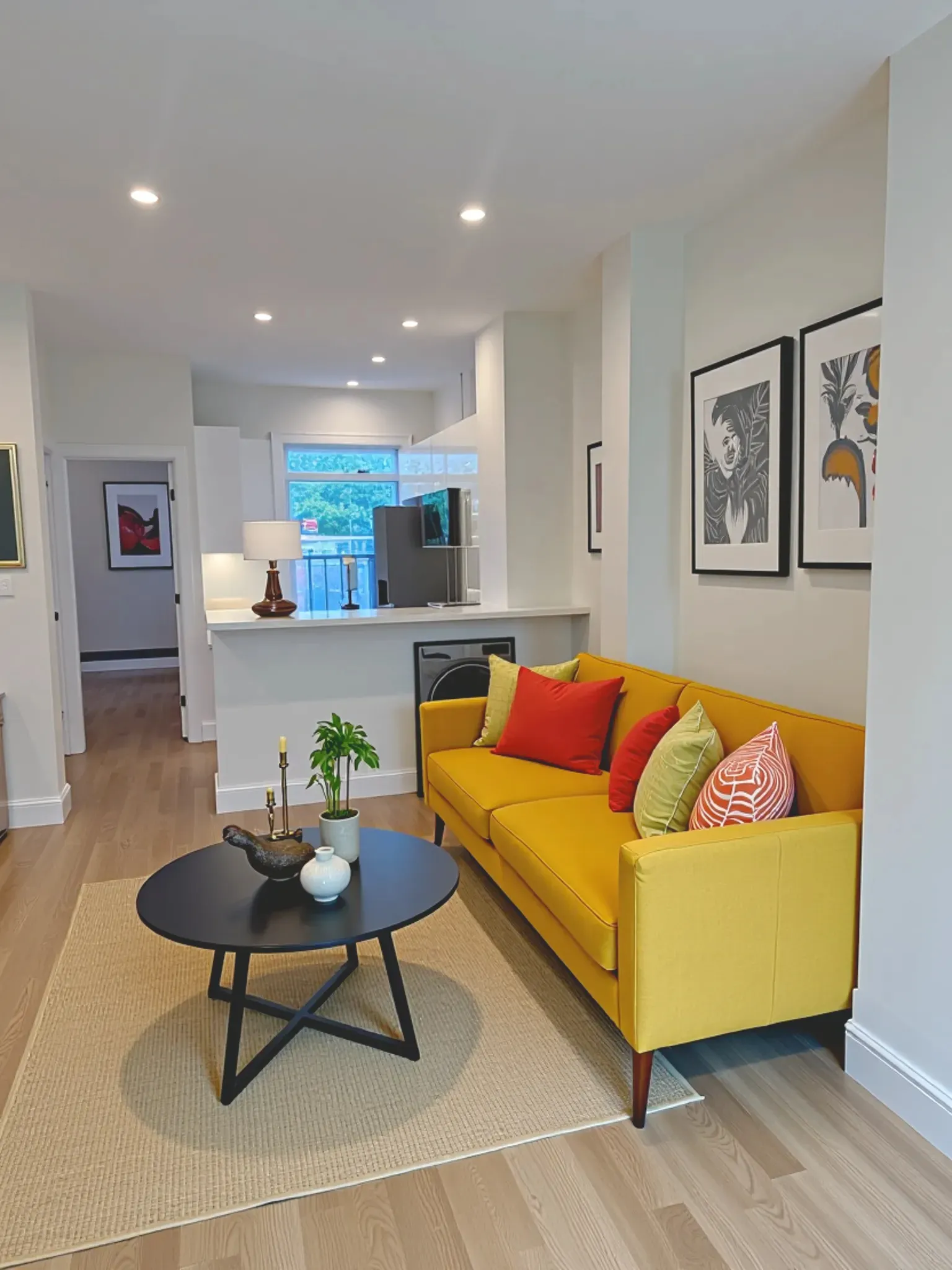 2 bed, 1 bath apartment for rent at 8 Grove St Unit 4, Beacon Hill — photo 15 of 23