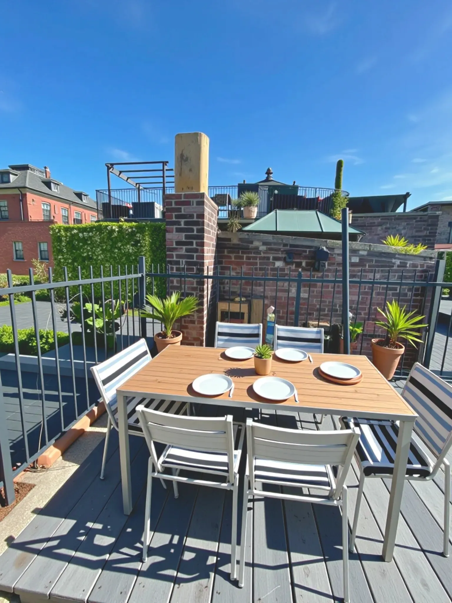 2 bed, 1 bath apartment for rent at 8 Grove St Unit 4, Beacon Hill