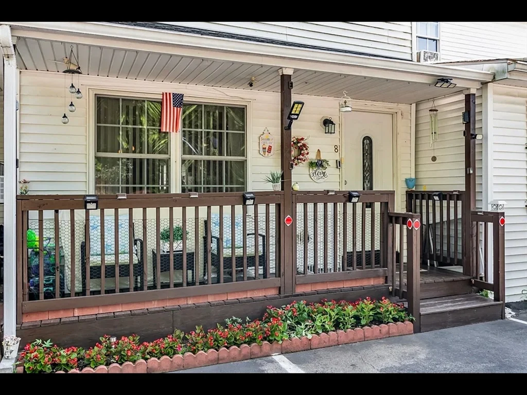 3 bed, 2 bath apartment for rent at 8 Hall St Unit 8, Lawrence — photo 30 of 31