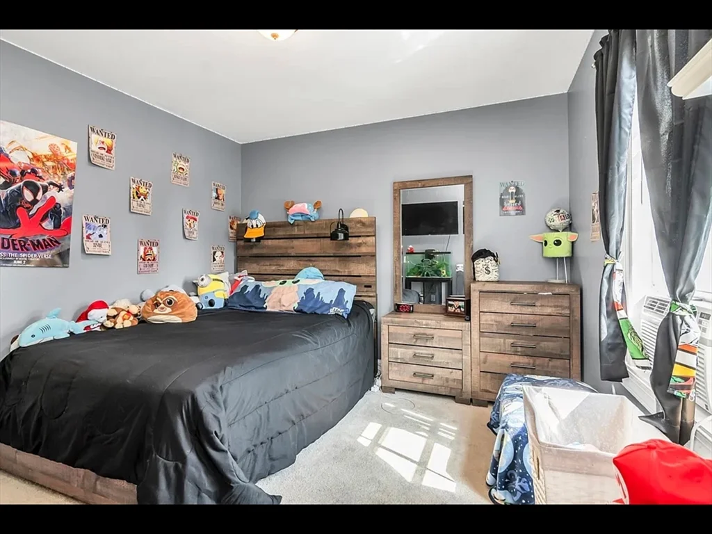 3 bed, 2 bath apartment for rent at 8 Hall St Unit 8, Lawrence — photo 18 of 31
