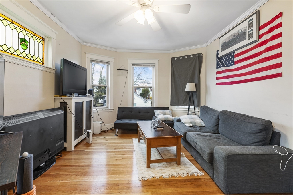 3 bed, 1 bath apartment for rent at 8 Hallet St Unit 3, Dorchester — photo 16 of 23