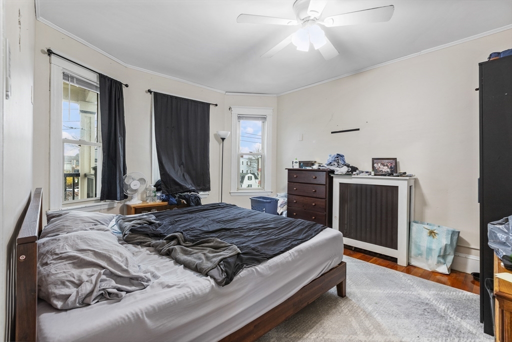 3 bed, 1 bath apartment for rent at 8 Hallet St Unit 3, Dorchester — photo 14 of 23