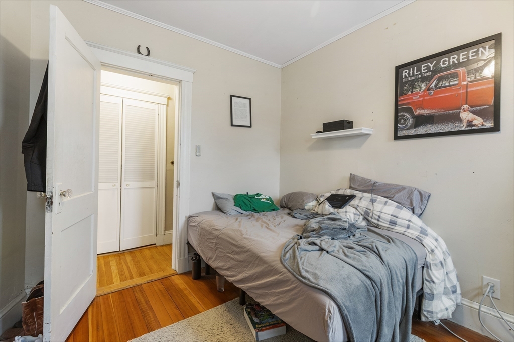 3 bed, 1 bath apartment for rent at 8 Hallet St Unit 3, Dorchester — photo 13 of 23
