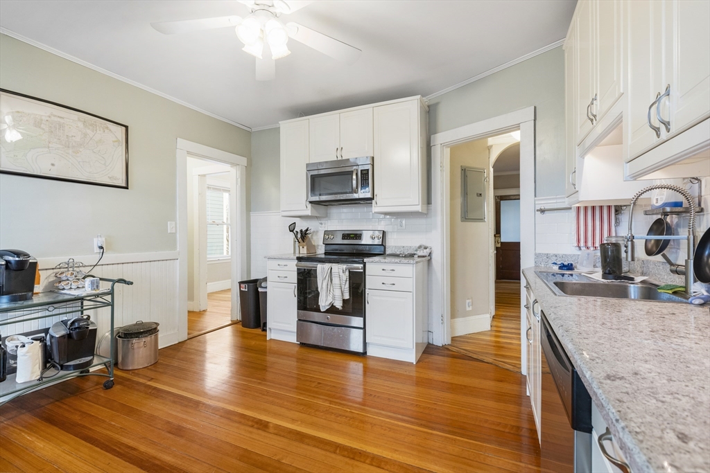3 bed, 1 bath apartment for rent at 8 Hallet St Unit 3, Dorchester