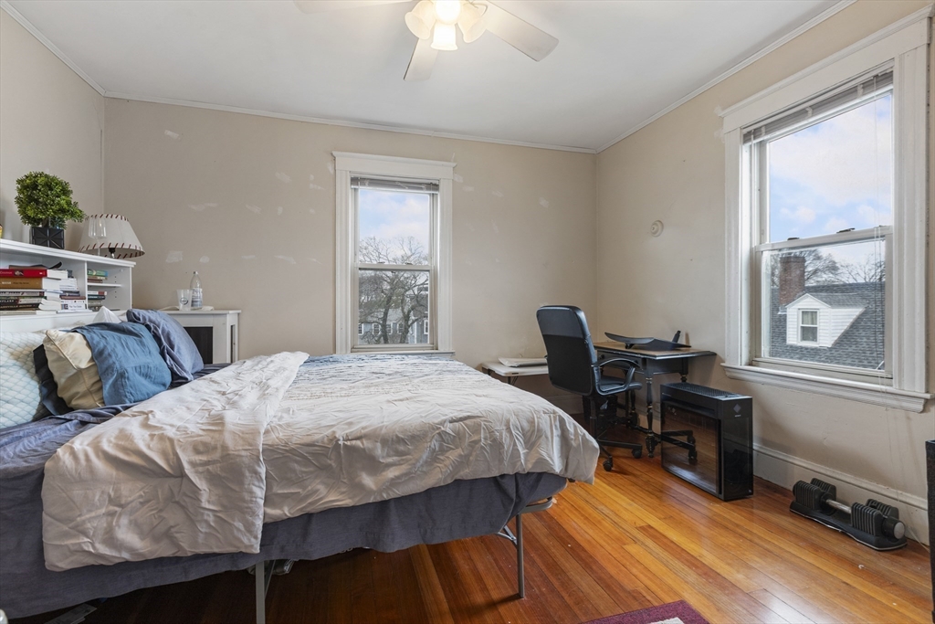 3 bed, 1 bath apartment for rent at 8 Hallet St Unit 3, Dorchester — photo 10 of 23