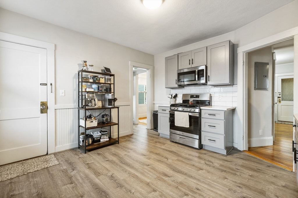 3 bed, 1 bath apartment for rent at 8 Hallet Unit 2, Dorchester — photo 4 of 22