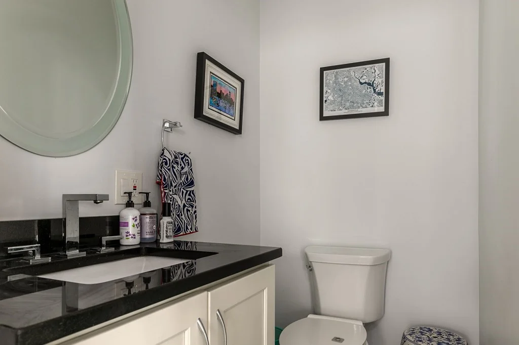 3 bed, 2 bath apartment for rent at 8 Hamilton Rd Unit 1, Teele Square — photo 11 of 18