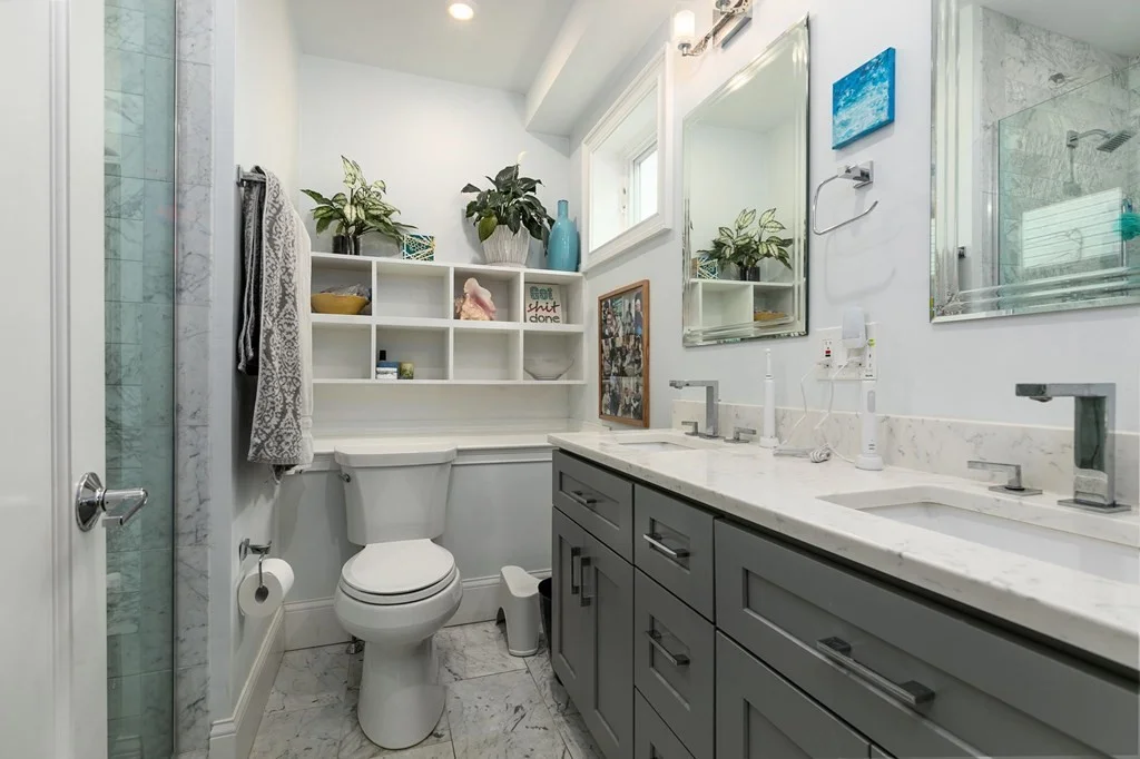 3 bed, 2 bath apartment for rent at 8 Hamilton Rd Unit 1, Teele Square — photo 13 of 18
