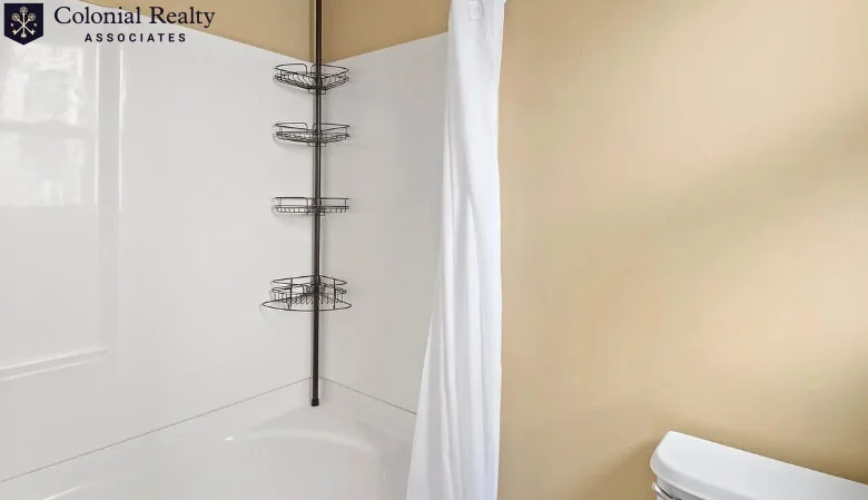6 bed, 2 bath apartment for rent at 8 Haskell St Unit 2, Allston — photo 45 of 50