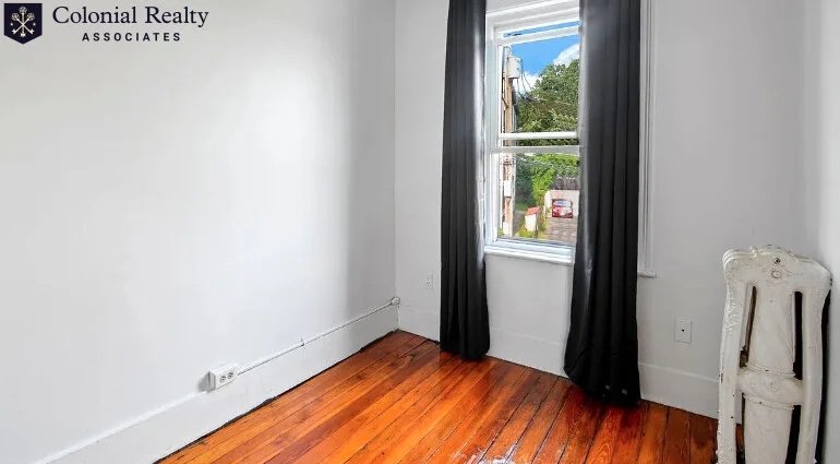 6 bed, 2 bath apartment for rent at 8 Haskell St Unit 8-10, Allston — photo 16 of 19