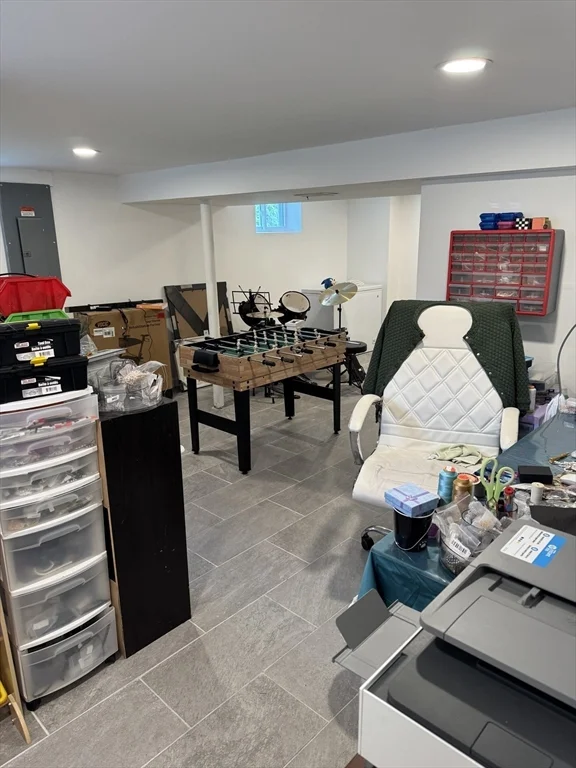 4 bed, 2 bath apartment for rent at 8 Heritage Rd Unit 1, Pelham — photo 11 of 13