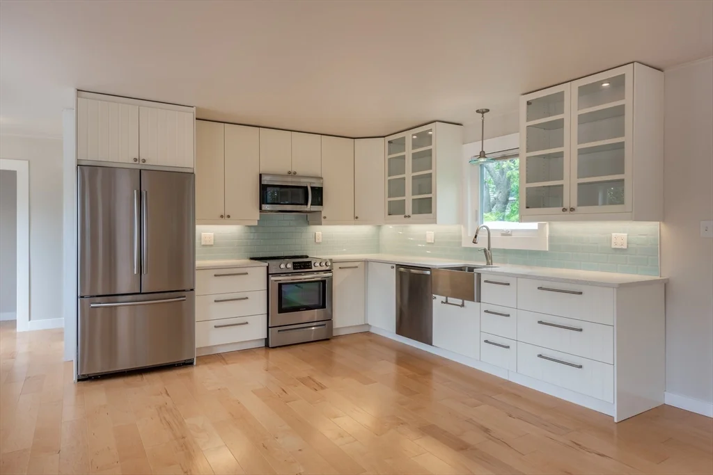 2 bed, 1 bath apartment for rent at 8 Hideaway Pl, Rockport — photo 1 of 18