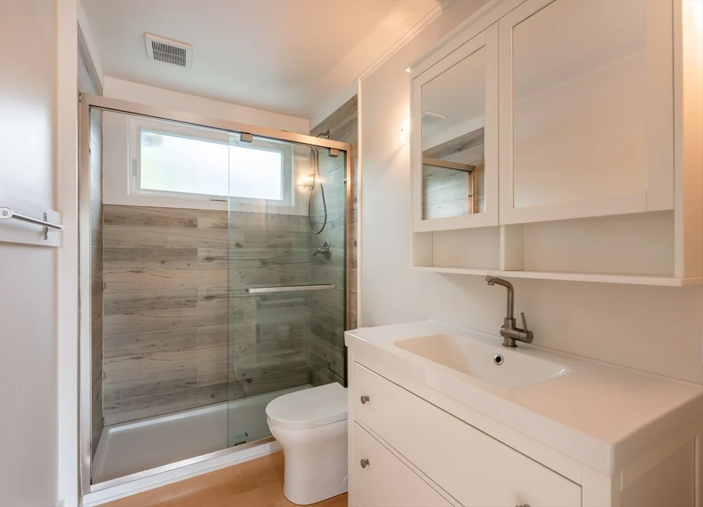 2 bed, 1 bath apartment for rent at 8 Hideaway Pl, Rockport — photo 10 of 18