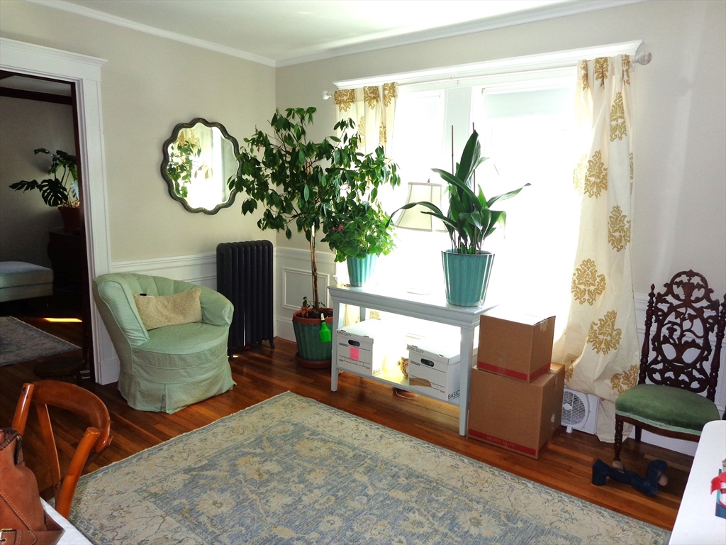 2 bed, 1 bath apartment for rent at 8 Holden Rd Unit 8, Belmont — photo 13 of 16
