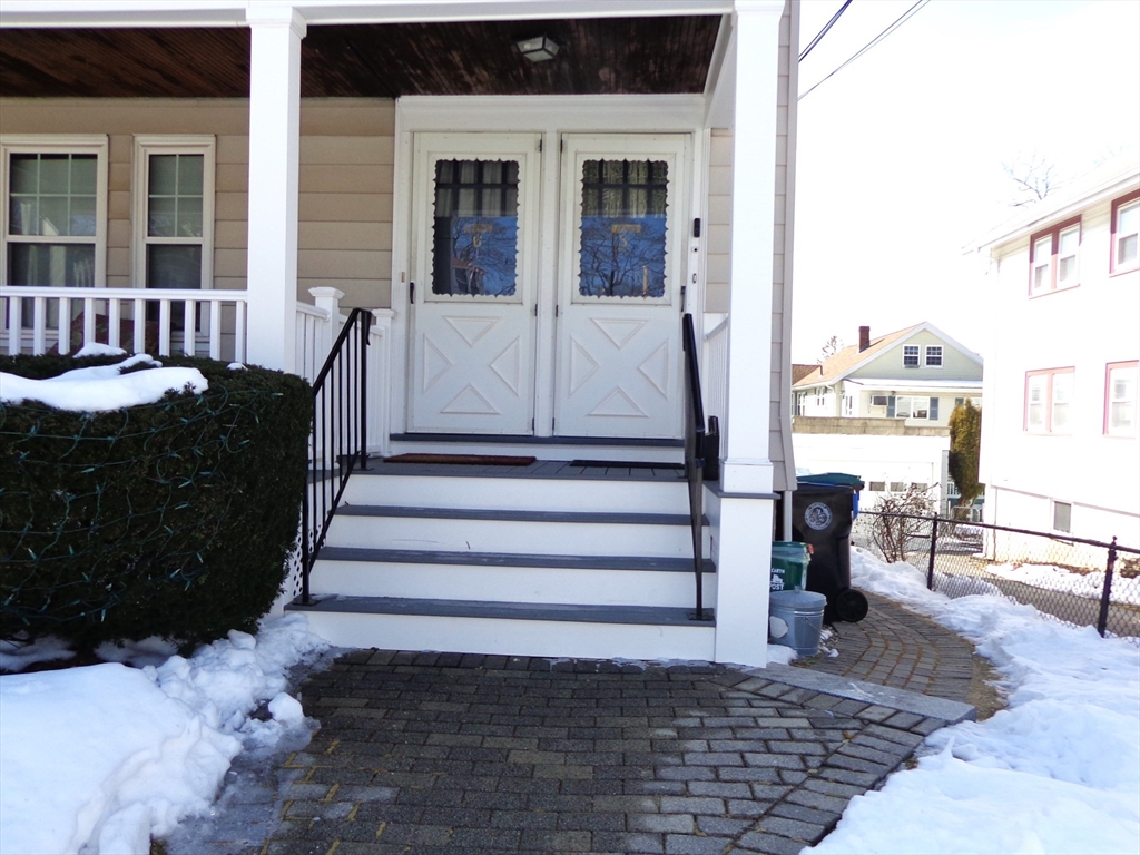 2 bed, 1 bath apartment for rent at 8 Holden Rd Unit 8, Belmont — photo 2 of 16