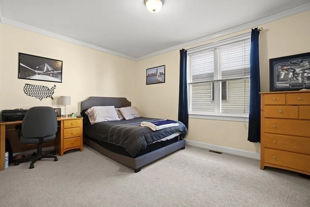 3 bed, 2 bath apartment for rent at 8 Howell Unit 1, Dorchester — photo 6 of 14