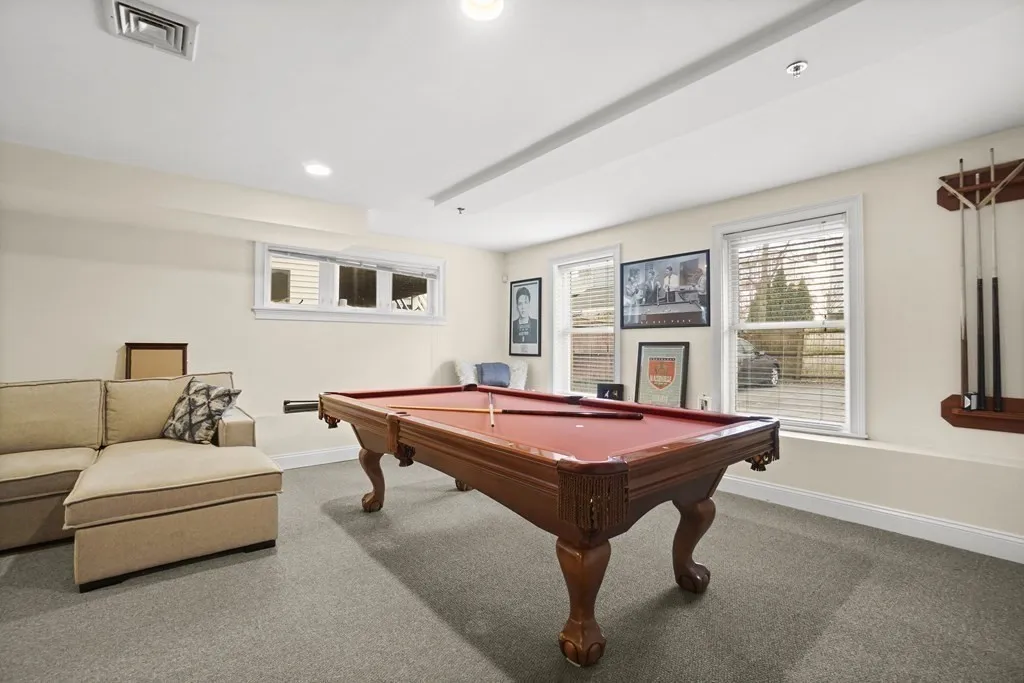3 bed, 2 bath apartment for rent at 8 Howell Unit 1, Dorchester — photo 9 of 14