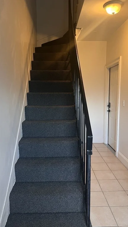 2 bed, 1 bath apartment for rent at 8 Humboldt Pl Unit 1, South Boston — photo 3 of 17