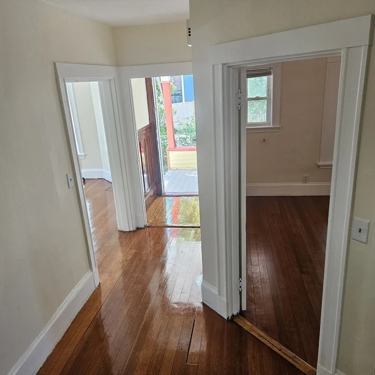 4 bed, 1 bath apartment for rent at 8 Humphreys Pl Unit 8, Boston — photo 20 of 20