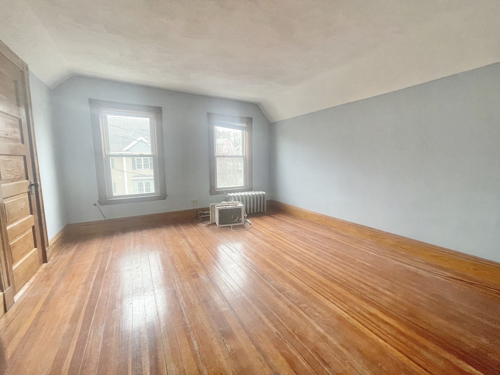3 bed, 1 bath apartment for rent at 8 Hunnewell St Unit 2, Brighton — photo 11 of 11