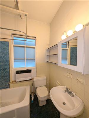 1 bed, 1 bath apartment for rent at 8 Hurlbut St Unit 1, Neighborhood Nine — photo 11 of 20