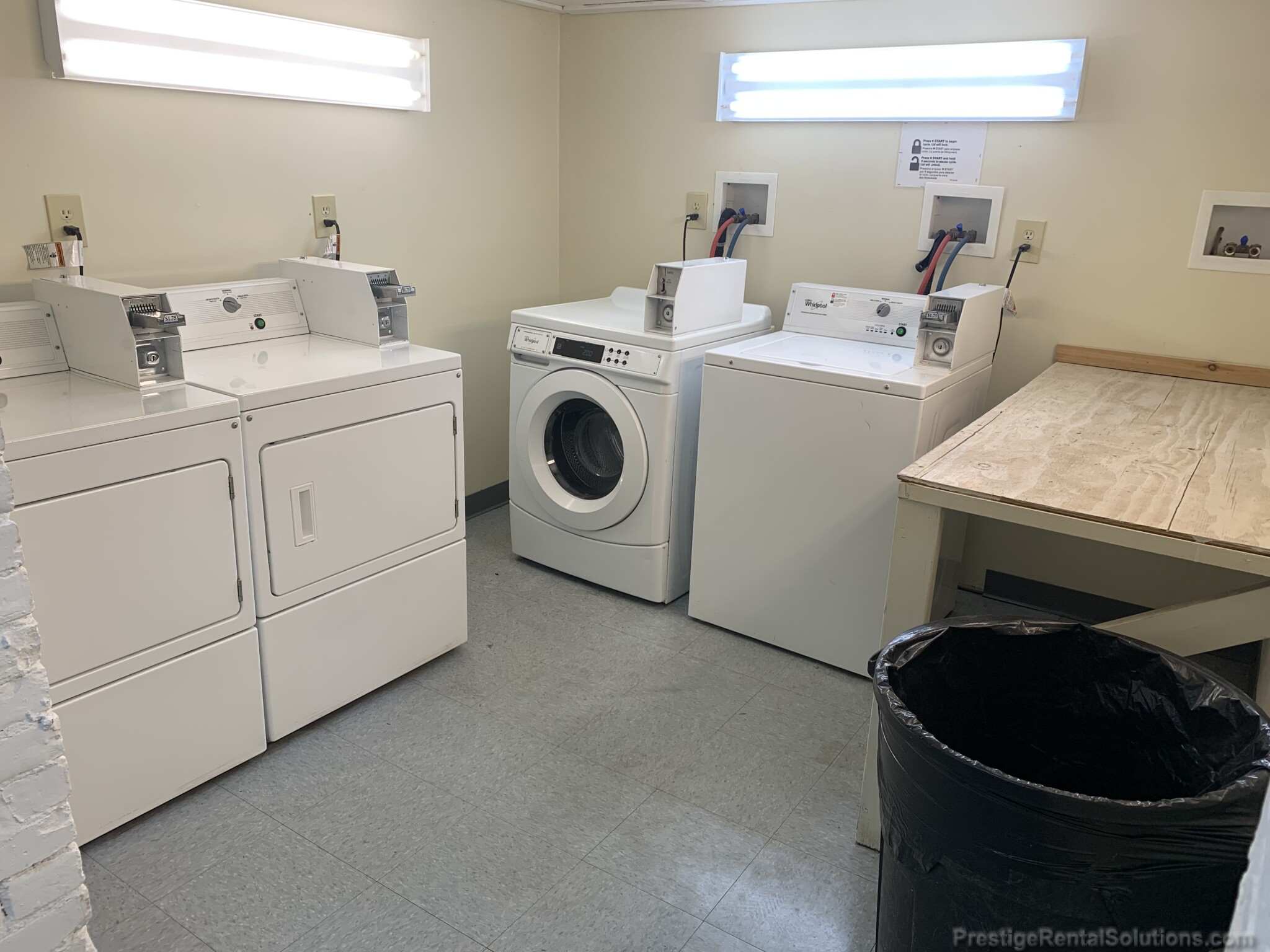 1 bed, 1 bath apartment for rent at 8 Hyde Park Ave Unit 4, Jamaica Plain — photo 8 of 9
