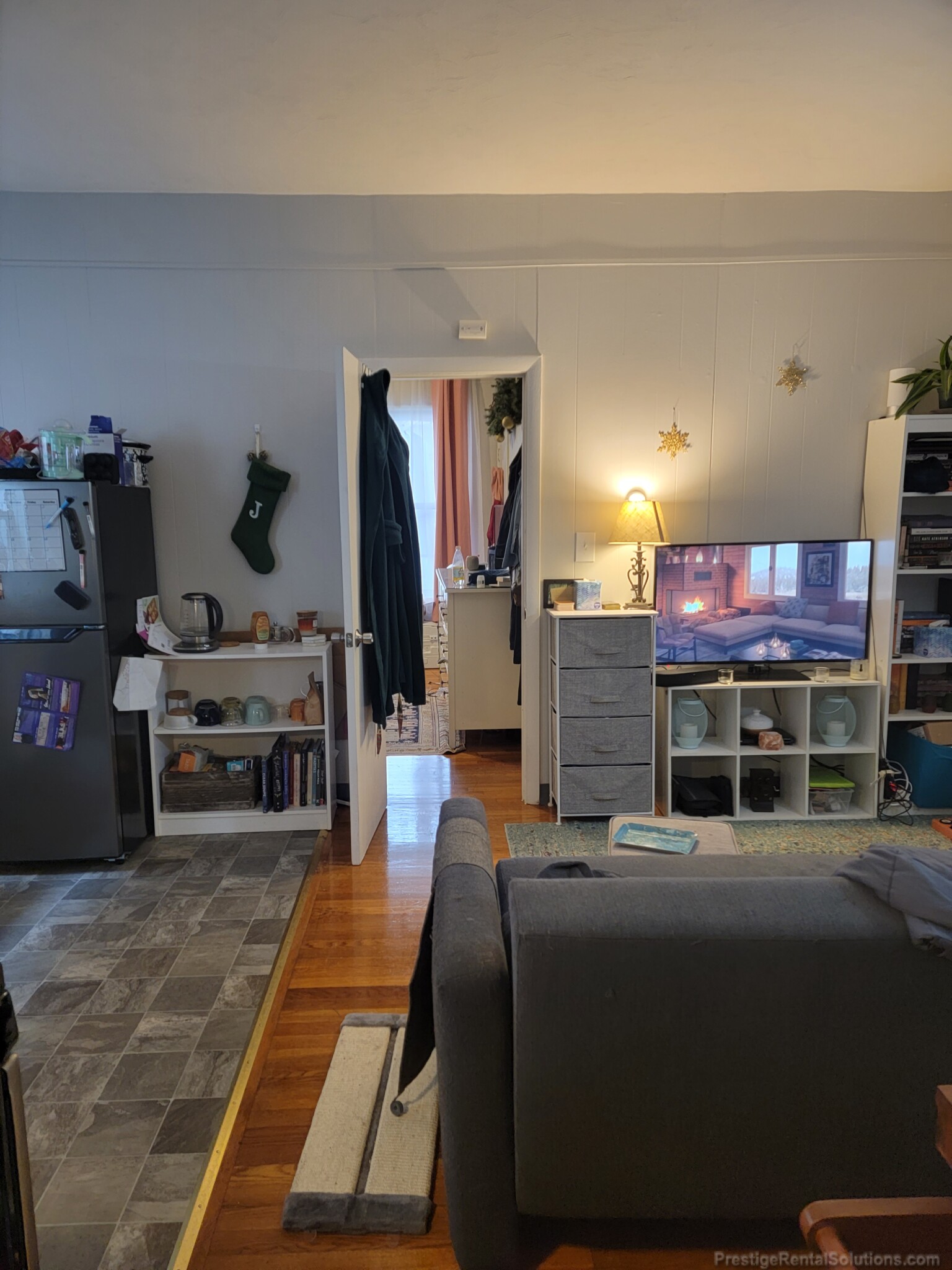 1 bed, 1 bath apartment for rent at 8 Hyde Park Ave Unit 4, Jamaica Plain — photo 3 of 9