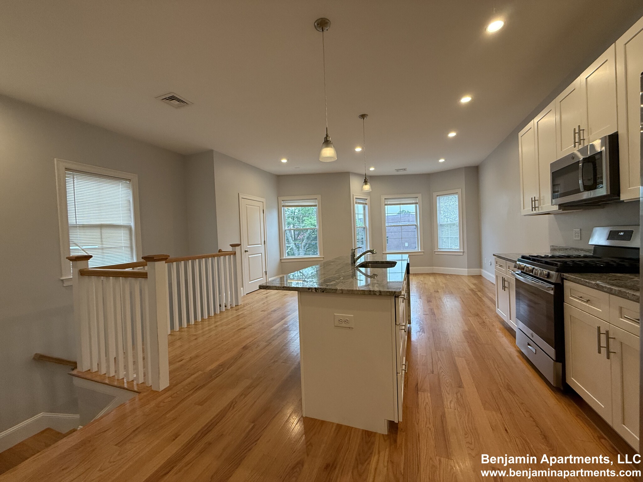 4 bed, 2 bath apartment for rent at 8 Islington St Unit 8, Allston