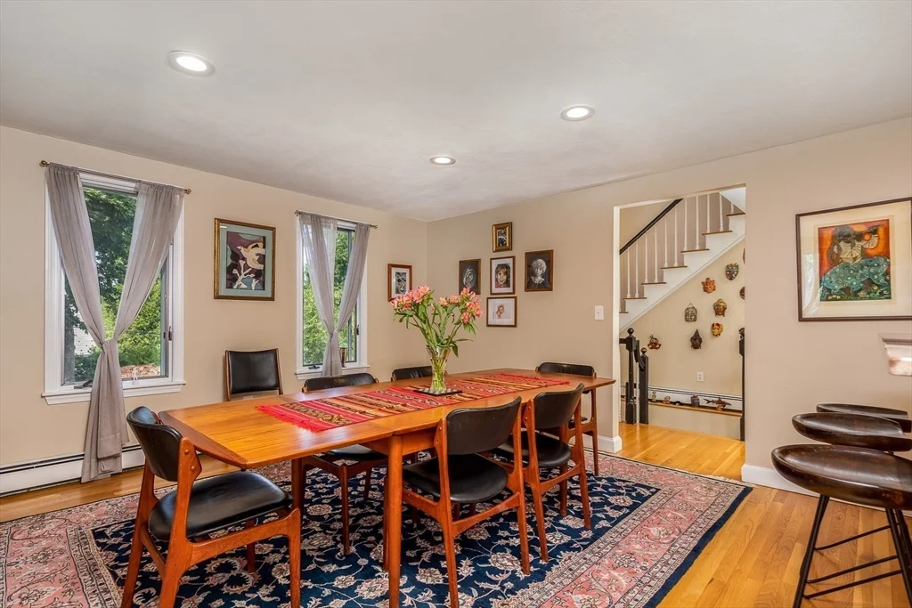 4 bed, 3 bath apartment for rent at 8 Jackson Rd, Marblehead — photo 6 of 38