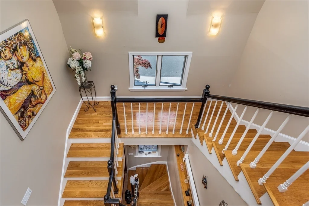 4 bed, 3 bath apartment for rent at 8 Jackson Rd, Marblehead — photo 32 of 38