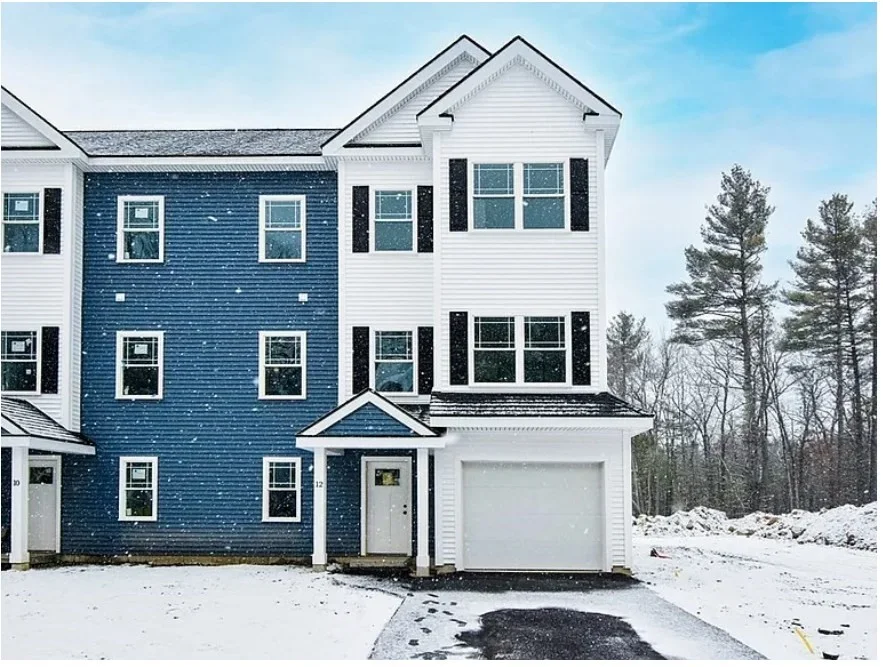 3 bed, 2 bath apartment for rent at 8 Jackson Rd Unit 8, Chelmsford — photo 1 of 19