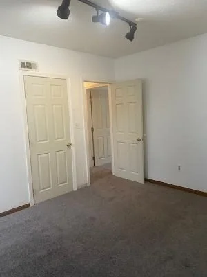 2 bed, 1 bath apartment for rent at 8 Jackson St Unit B-4, Quincy — photo 6 of 11