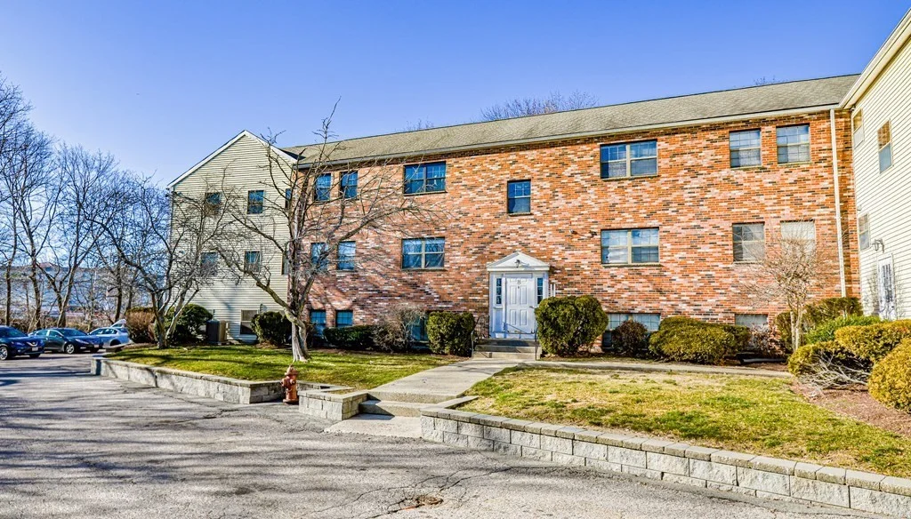 2 bed, 1 bath apartment for rent at 8 Jackson St Unit B6, Quincy — photo 2 of 13