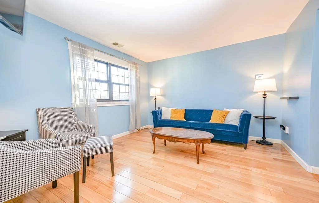 2 bed, 1 bath apartment for rent at 8 Jackson St Unit B6, Quincy — photo 3 of 13