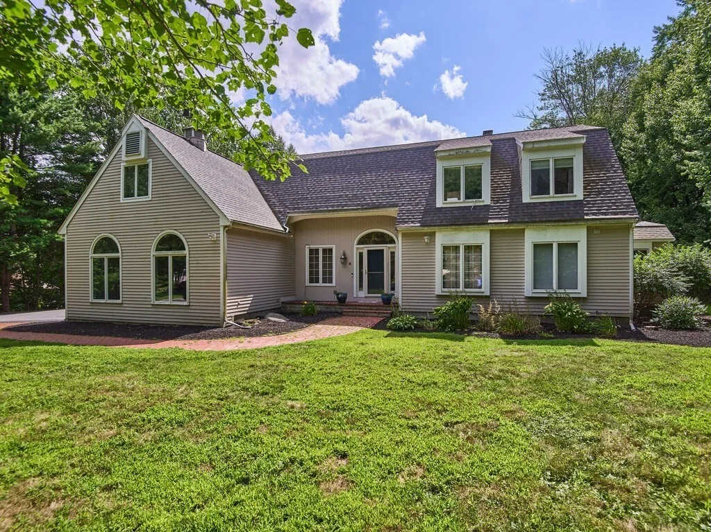 4 bed, 2 bath apartment for rent at 8 Kalamat Farms Circle Unit 1, Shrewsbury
