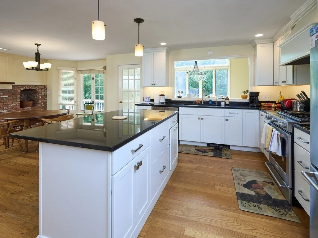 4 bed, 2 bath apartment for rent at 8 Kalamat Farms Circle Unit 1, Shrewsbury — photo 6 of 20