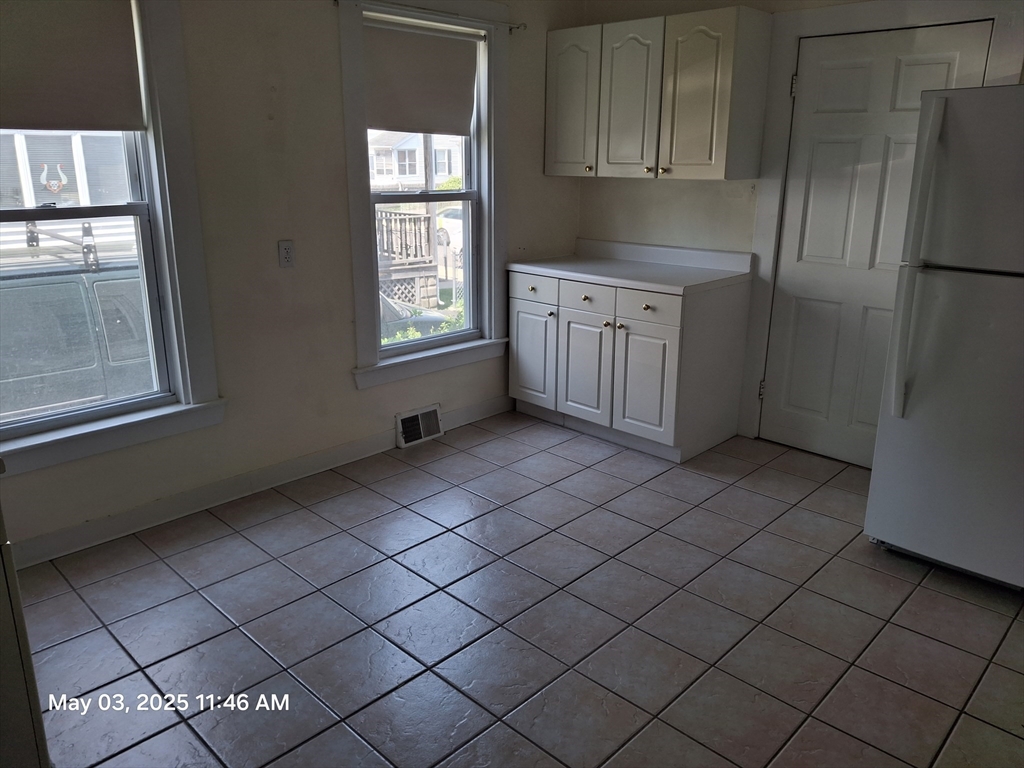 1 bed, 1 bath apartment for rent at 8 Kearney St Unit 1, Malden — photo 4 of 16