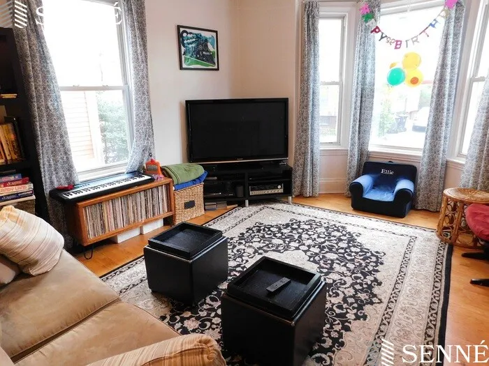 2 bed, 1.5 bath apartment for rent at 8 Kelly Rd Unit 1, Cambridgeport — photo 3 of 8