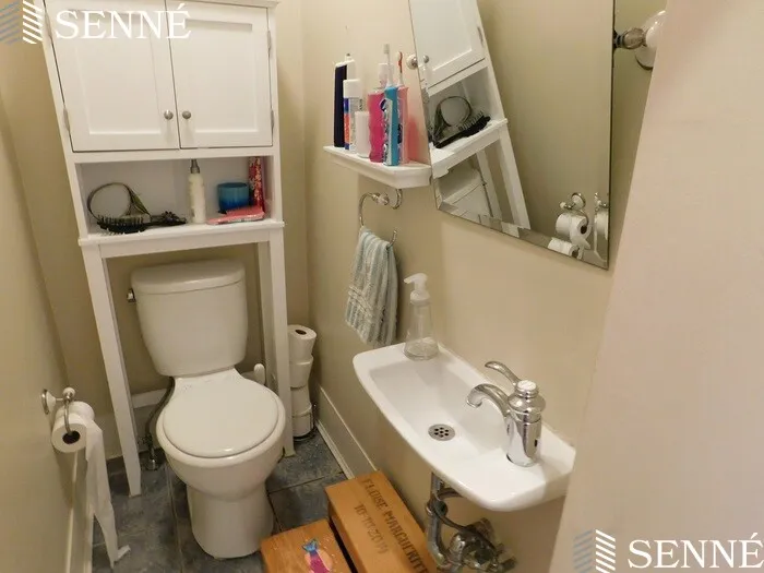 2 bed, 1.5 bath apartment for rent at 8 Kelly Rd Unit 1, Cambridgeport — photo 5 of 8