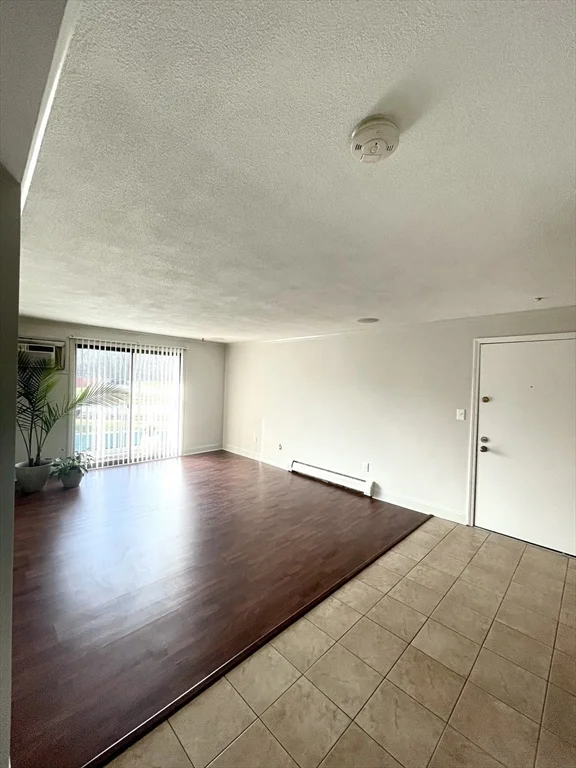 2 bed, 1 bath apartment for rent at 8 Kenmar Dr Unit 58, Nutting Lake — photo 6 of 18