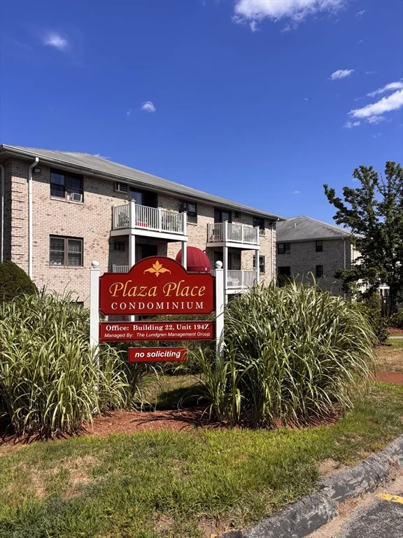 2 bed, 1 bath apartment for rent at 8 Kenmar Dr Unit 58, Nutting Lake