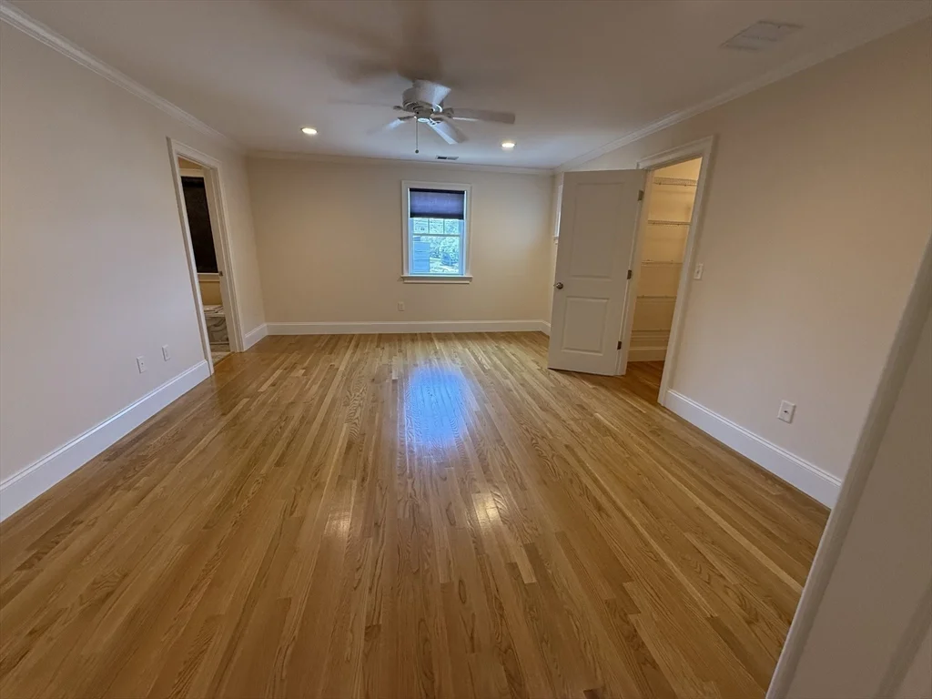 5 bed, 3 bath apartment for rent at 8 Kenneth Unit 8, Newton — photo 7 of 21