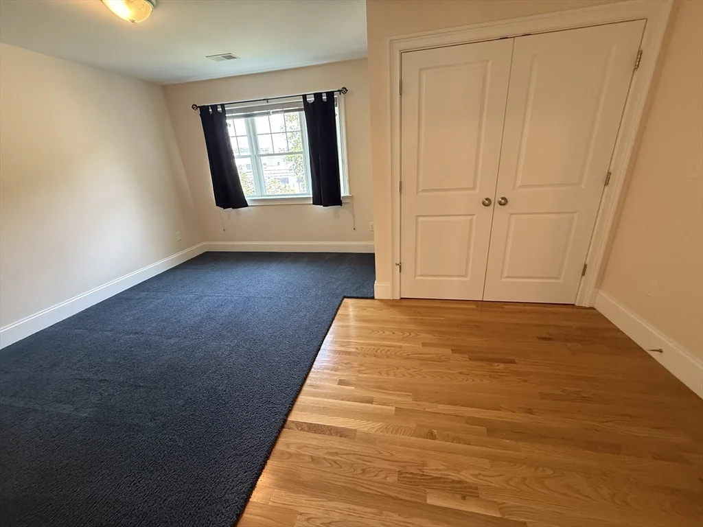 5 bed, 3 bath apartment for rent at 8 Kenneth Unit 8, Newton — photo 12 of 21