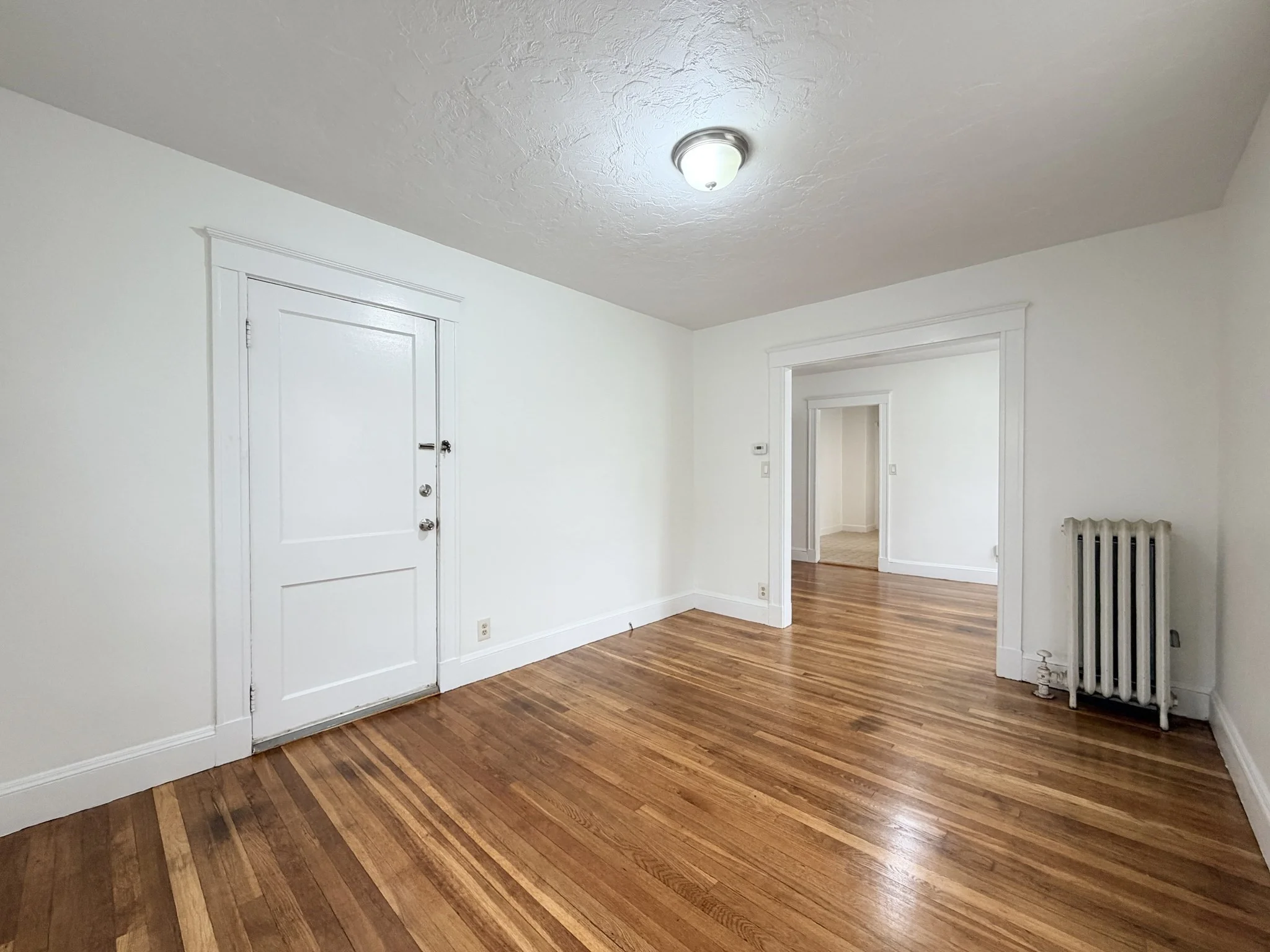 1 bed, 1 bath apartment for rent at 8 Kent St Unit 1R, Quincy