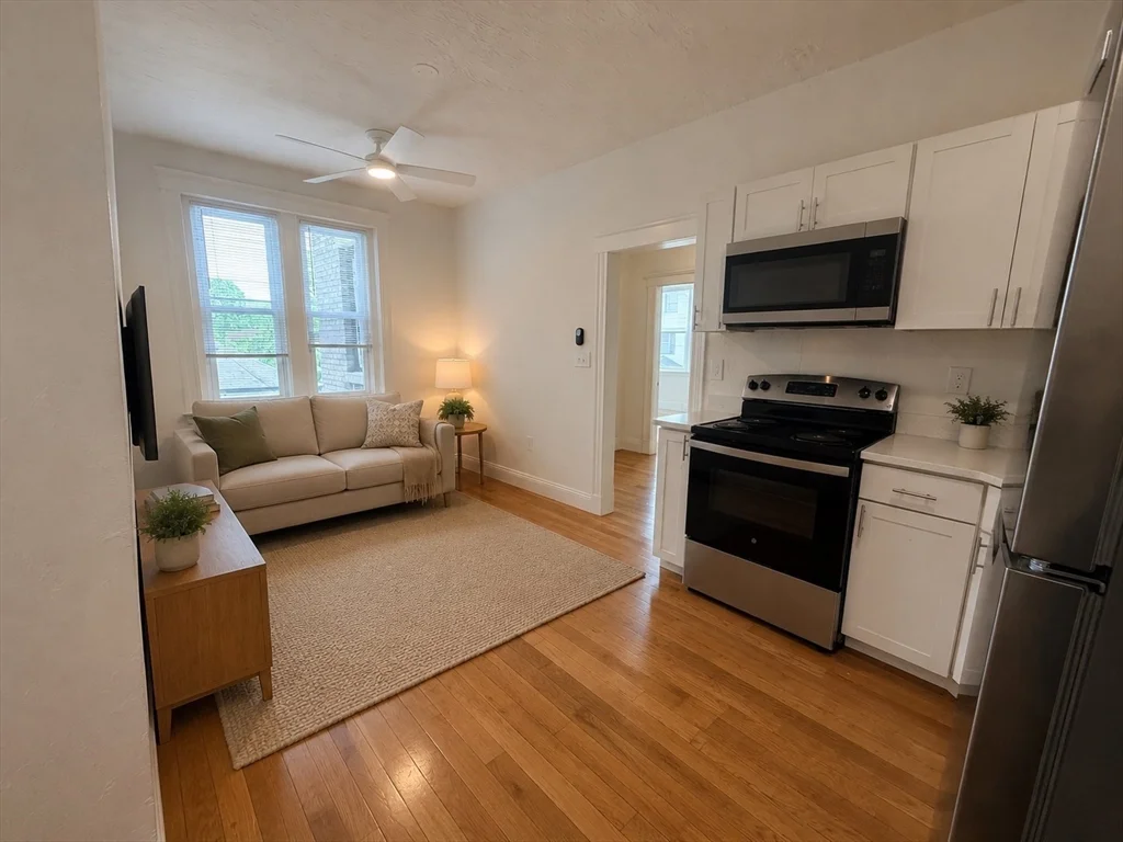 2 bed, 1 bath apartment for rent at 8 Kenwood St Unit 6, Dorchester — photo 3 of 8