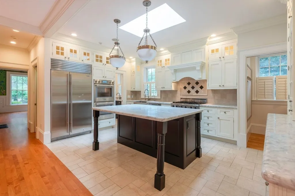 5 bed, 4+ bath apartment for rent at 8 Kirkland Pl Unit 8, Baldwin — photo 11 of 36
