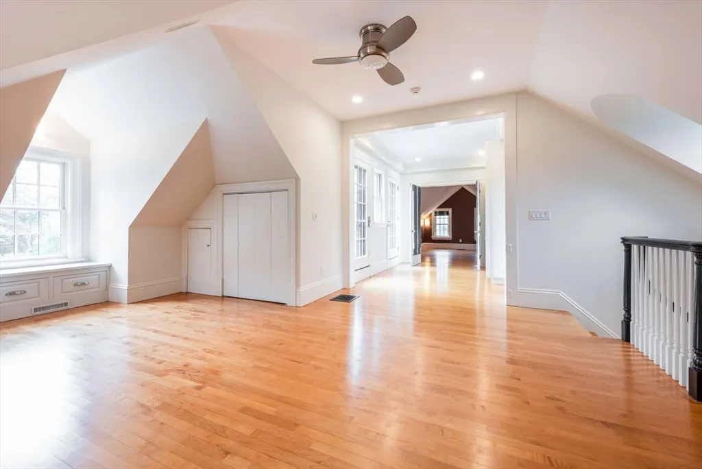 5 bed, 4+ bath apartment for rent at 8 Kirkland Pl Unit 8, Baldwin — photo 27 of 36