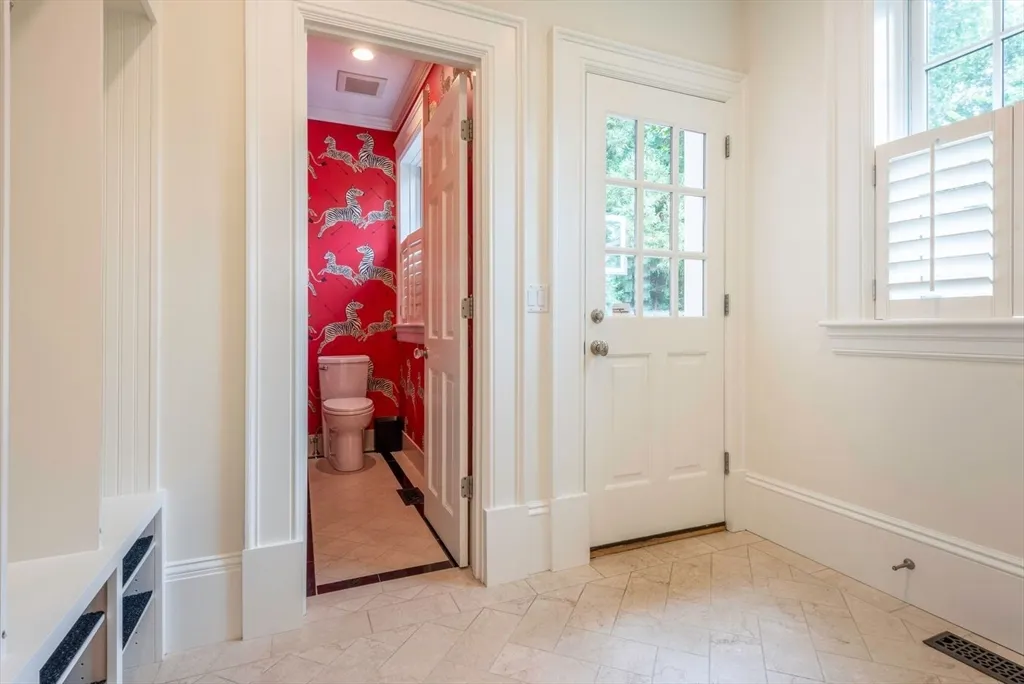 5 bed, 4+ bath apartment for rent at 8 Kirkland Pl Unit 8, Baldwin — photo 16 of 36